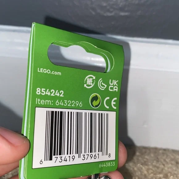 LEGO Minecraft Creeper Keychain NWT - Picture 3 of 3